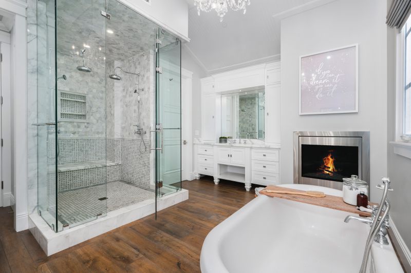 Elegant Shower and Bathtub Combination